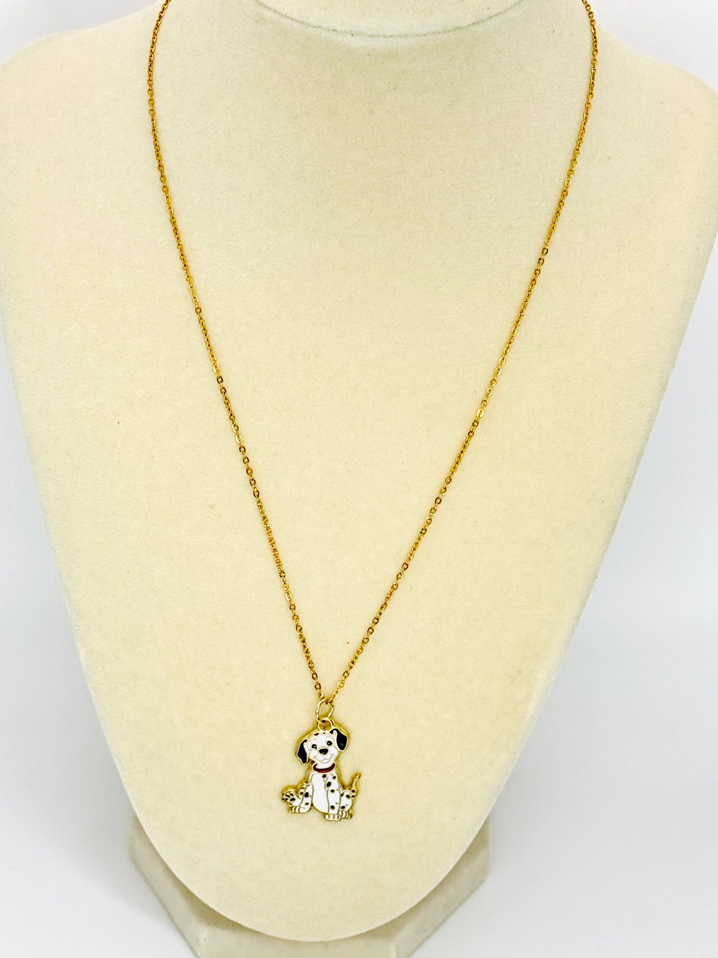 Spots of Elegance Necklace