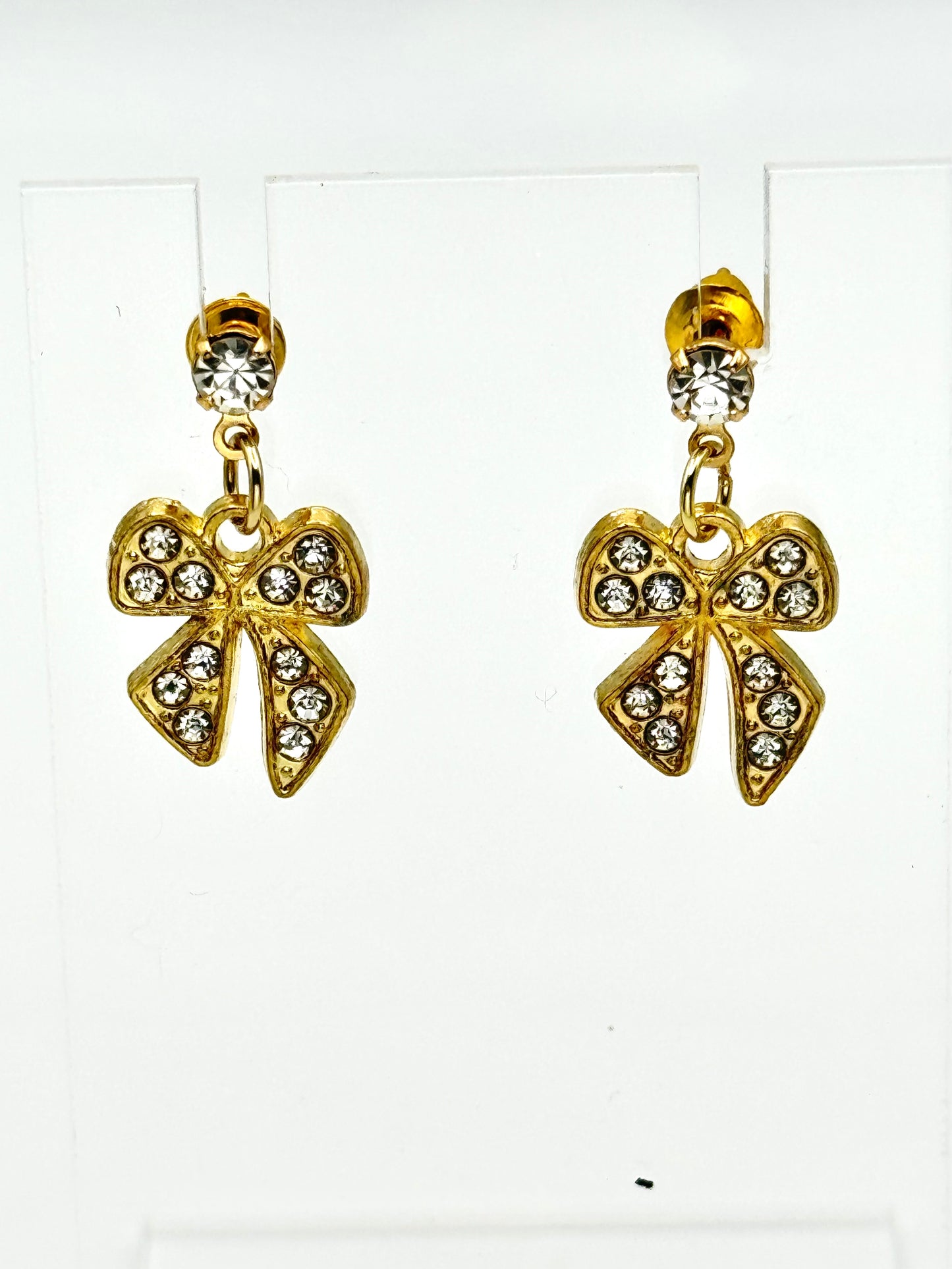 ✨ Crystal Bow Drops