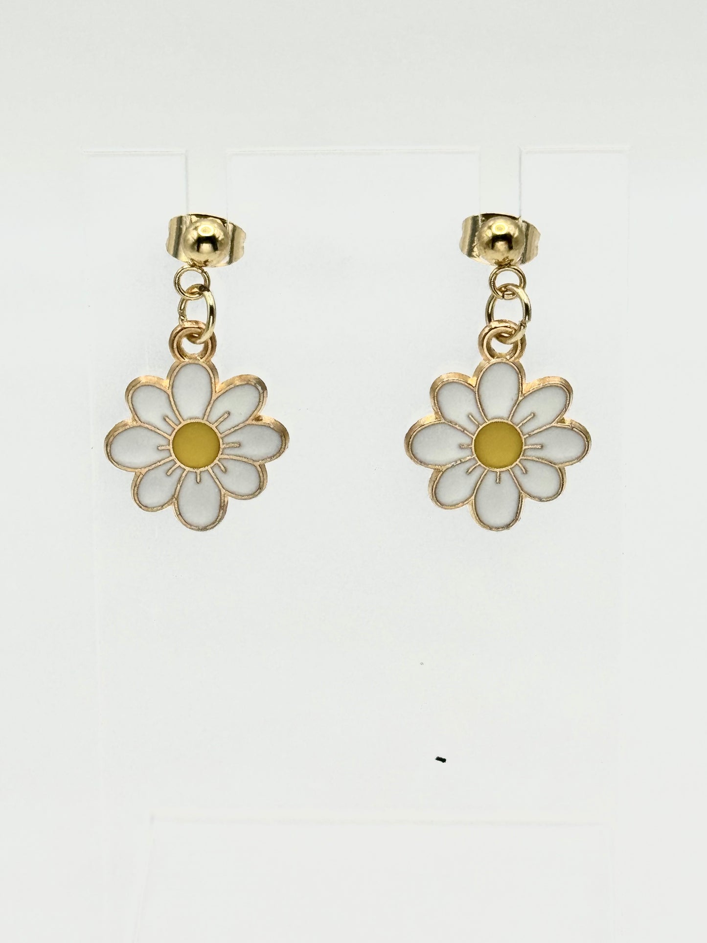 🌼White  Golden Daisy Drops