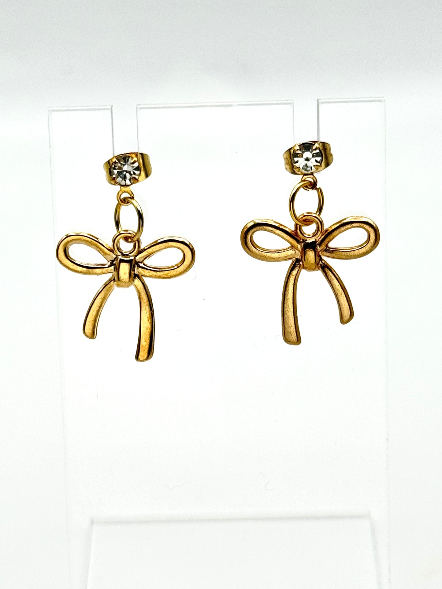 🎀 Golden Grace Bow Earrings