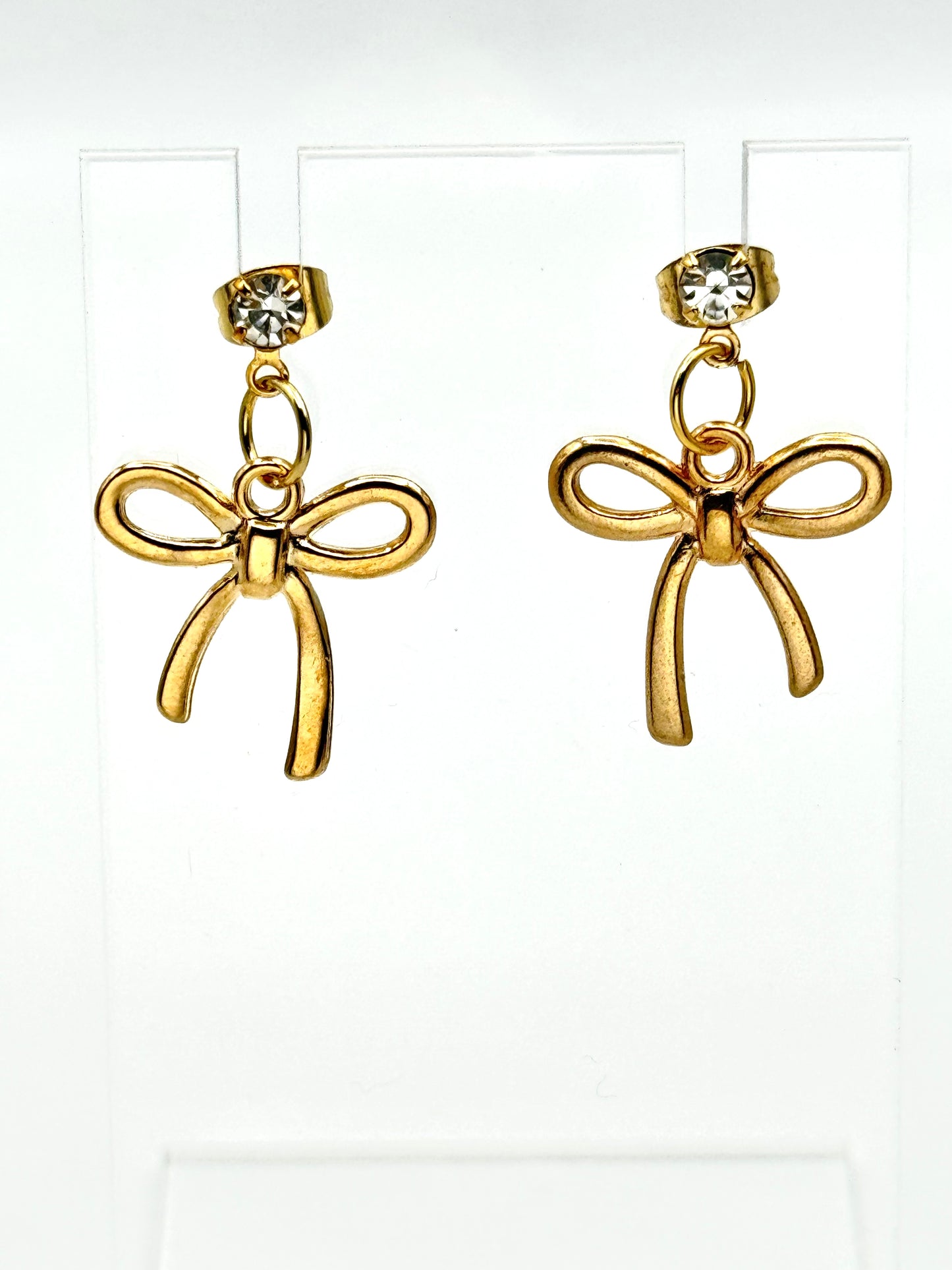 🎀 Golden Grace Bow Earrings