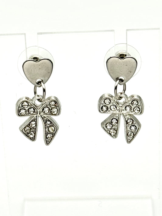 ✨ Silver Sparkle Bow Earrings