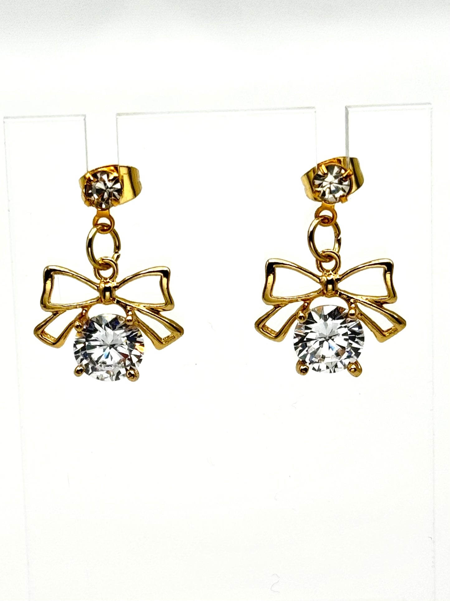 💎 Crystal Elegance Bow Earrings