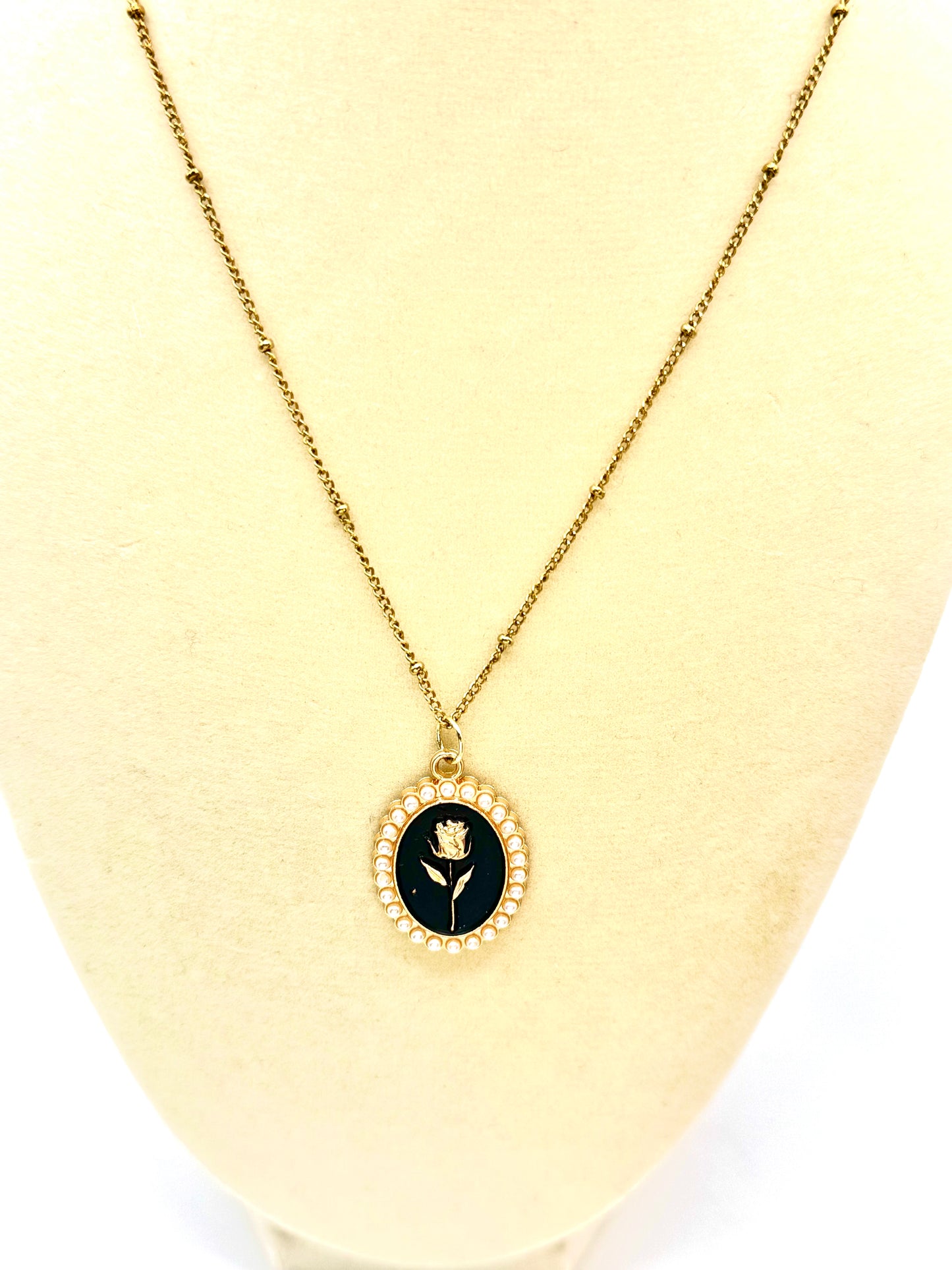 Eternal Bloom Cameo Necklace